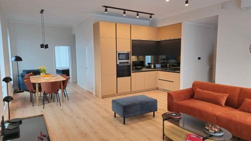 Tartu Apartment | Artisa Riia Str 22 XXL Luxury Penthouse Apartment