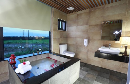 Toucheng Bed & Breakfast | Artisan B&B