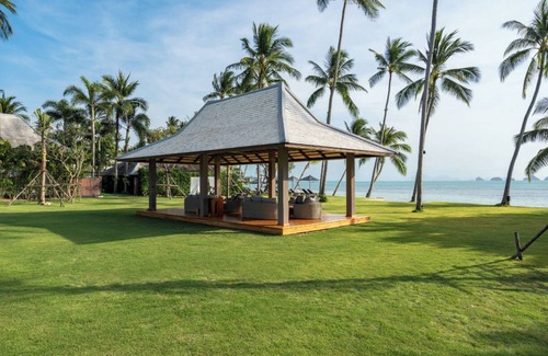 Lipa Noi Villa | Artisanal 6BR Beachfront Villa | Lipa Noi