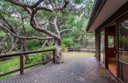 Fairhaven House | Artist Retreat Amongst Nature