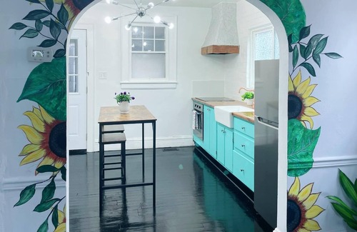 Hickory House | Artistic Home near a park, baseball stadium & Airport!