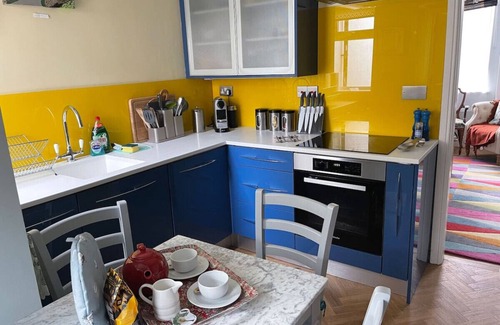 Harrogate Cottage | Artists’ Cottages Artists’ Place close HCC wifi