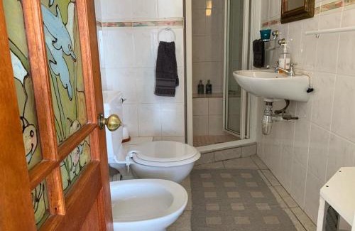 Mountainside Apartment | Artists Cottages Gordon's Bay