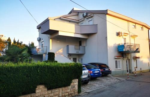 Zrce Apartment | Artneo apartmani