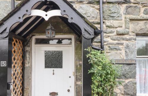Llanbedr House | Artro View