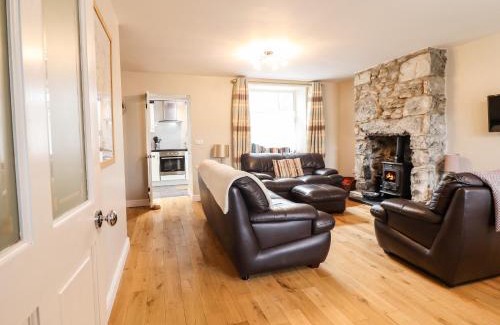 Llanbedr House | Artro View