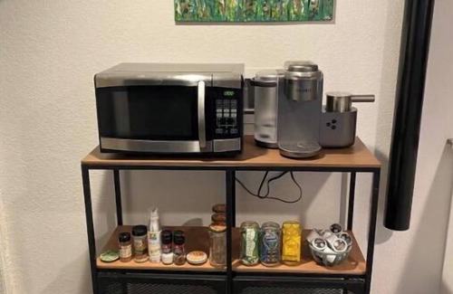 Platt Park House | Artsy Platt Park Guest Suite, Walk Everywhere + QUICK MOUNTAIN ACCESS!