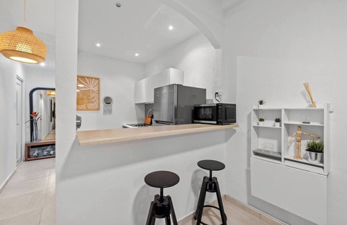Santurce Cabin | Artsy&Renovated!3BR-Walk 2Beach+gated prkg/hammock