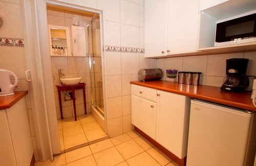 Greater Johannesburg Metropolitan Area House | Arum Place Guest House