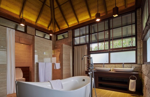 Tanjung Pandan Hotel | Arumdalu Private Resort