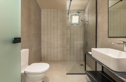 Haniotis Hotel | Arya Hotel