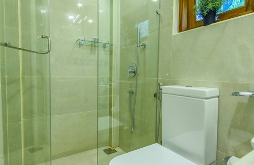 New Town Hotel | Aryana Hotel