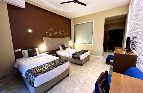Wadduwa Hotel | Aryana Queen Beach Resort