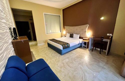 Wadduwa Hotel | Aryana Queen Beach Resort