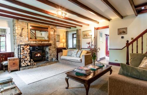 Eglingham House | Aryarch