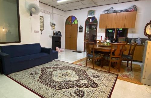 Batu Buruk Apartment | Aryaty Stay Pantai Batu Buruk Kuala Terengganu