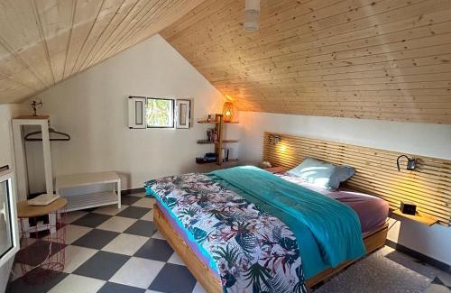 Arco da Calheta House | As Casinhas da Madeira - Cosy Stone Cottage in a subtropical garden