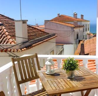 Nazare House | Ascensor House