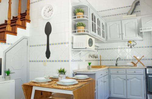 Nazare House | Ascensor House