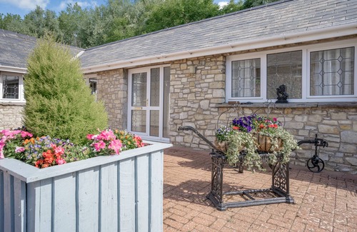 Vale of Glamorgan Cottage | Ash Cottage
