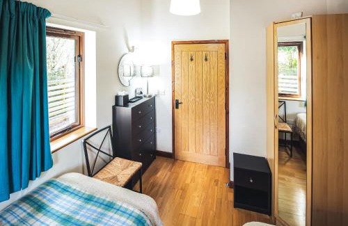 Abbey-Cwmhir House | Ash Lodge - Hw7442