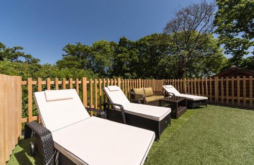 Swanage House | ASH Log Cabin