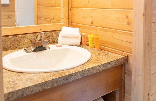 West Glacier Cabin | Ash Studio Cabin