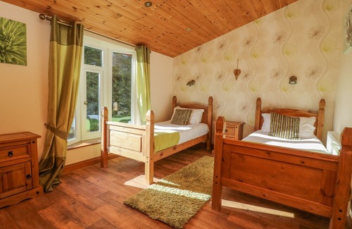 Skirpenbeck Cabin | Ash Tree Lodge, STAMFORD BRIDGE