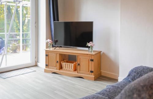 Westleigh House | Ash - Uk38688