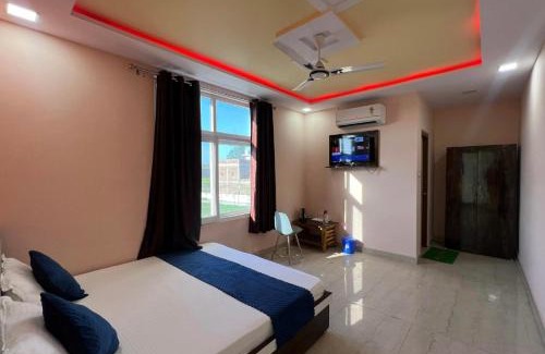 Mohanlalganj Hotel | Asha Hotel