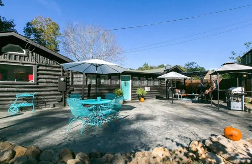 Alexander Cabin | Asheville Chocolate Cabin - Holiday promotion - Mid term rentals