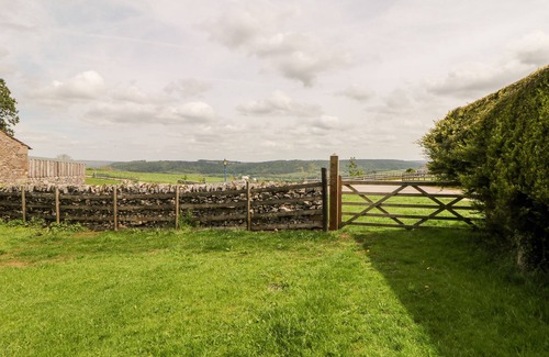Over Haddon Cottage | Ashford Cottage