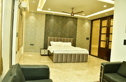 Greater Noida Hotel | Ashirwad Residency