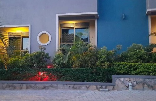 Bukoto Apartment | Ashleys Hotel - Apartment 8