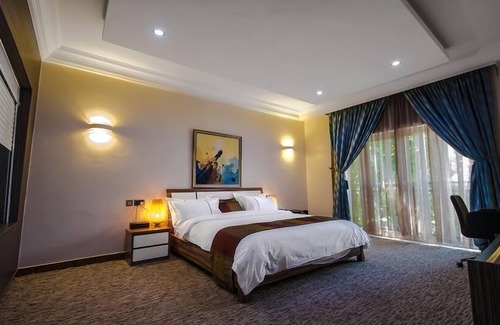 Ibadan Hotel | Ashosh Hotels and Suites