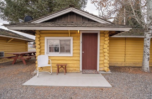 Ashton House | Ashton Log Cabin #3