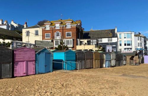 Broadstairs Apartment | Ashton Mews - in the heart of Broadstairs