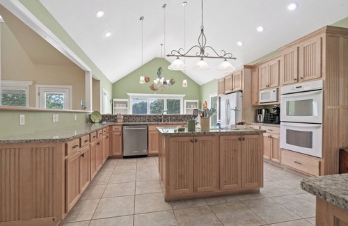 Eatonton House | Ask about our new listing discount