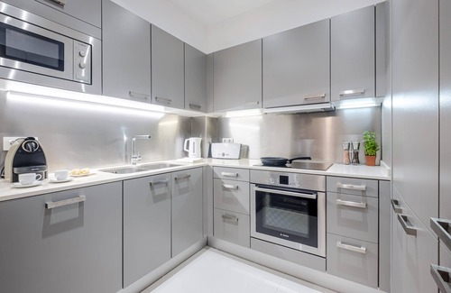 Gothic Quarter Apartment | Aspasios Catedral Apartments