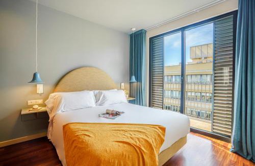 Barcelona Apartment | Aspasios Diagonal Art Apartments