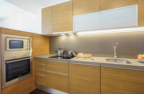 Barcelona Apartment | Aspasios Diagonal Art