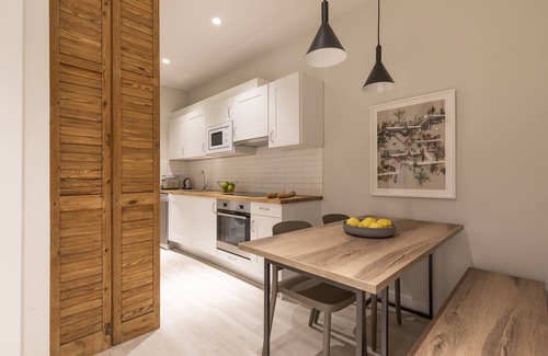 la Vila de Gracia Apartment | Aspasios Gracia Apartments