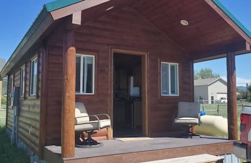 Victor Cabin | Aspen Adventure Victor
