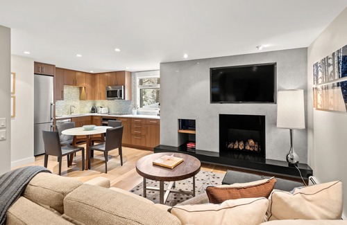 Aspen Condo | Aspen Alps Apartment #711 Condo by RedAwning