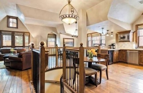 Downtown Resort | Aspen Mountain Residences, by Gondola, Hot Tub