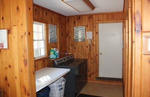 Union Dale House | Assemble Your Gang In The Elk Mountain Area For Year-Round Enjoyment