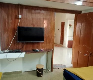 Tiruchirappalli Hotel | ASSHAPPYSTAYINN HOTEL