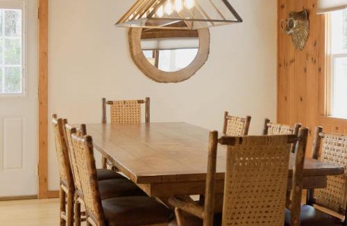 Kings Beach House | Aster by AvantStay Classic Kings Beach Cottage In The Of North Shore