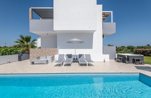 Tingaki Villa | Asteria Pearl Villa 1 with Jacuzzi