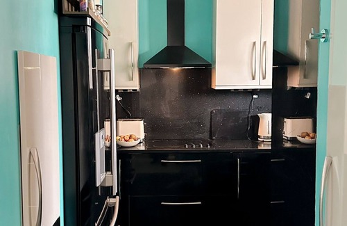 Swiss Cottage Apartment | Asthet London - Spacious 3-Bed Duplex Near City Center – Prime London Location